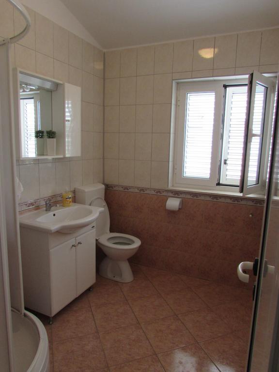 Apartmani Leona Bibinje Eksteriør bilde
